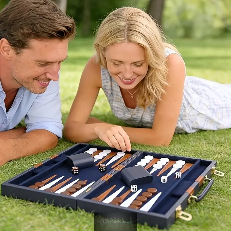 Roll-up-Backgammon-Set aus Leder – tragbares Brettspiel für unterwegs, draußen und die Familie, praktischer Faltkoffer